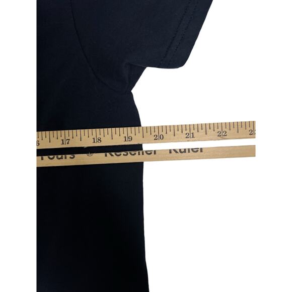 Disney Donald Duck T-shirt in a Santa hat Top of the Naughty List Navy Medium - Picture 9 of 10